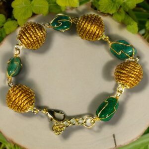 Bracciale-Aurea-con-sfere-e-avventurina-verde-Capim-dourado